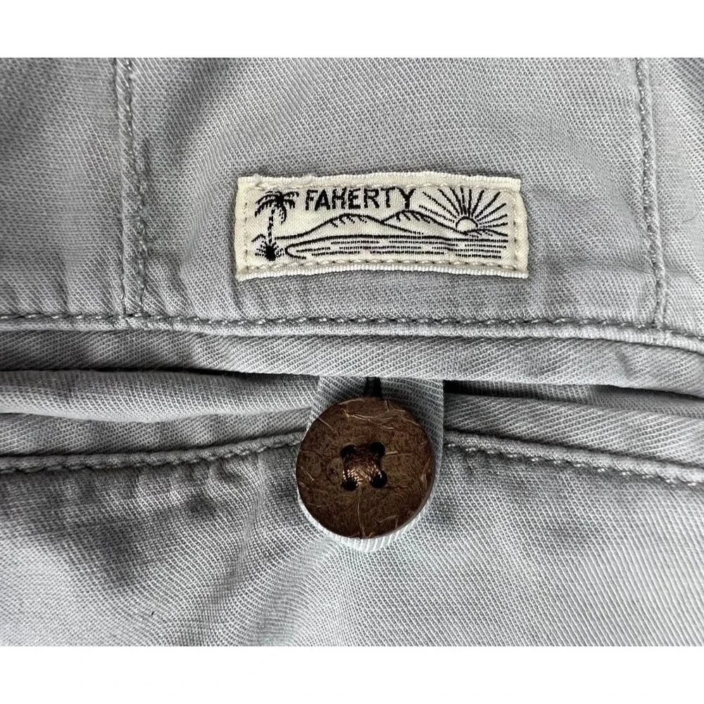 FAHERTY Chino Shorts Mens Size 41 Gray Cotton Flat Front Casual Classic
